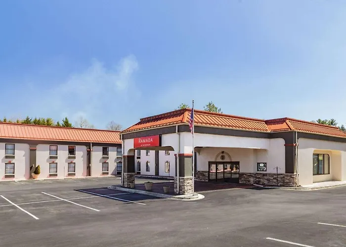 Ramada By Wyndham Hendersonville